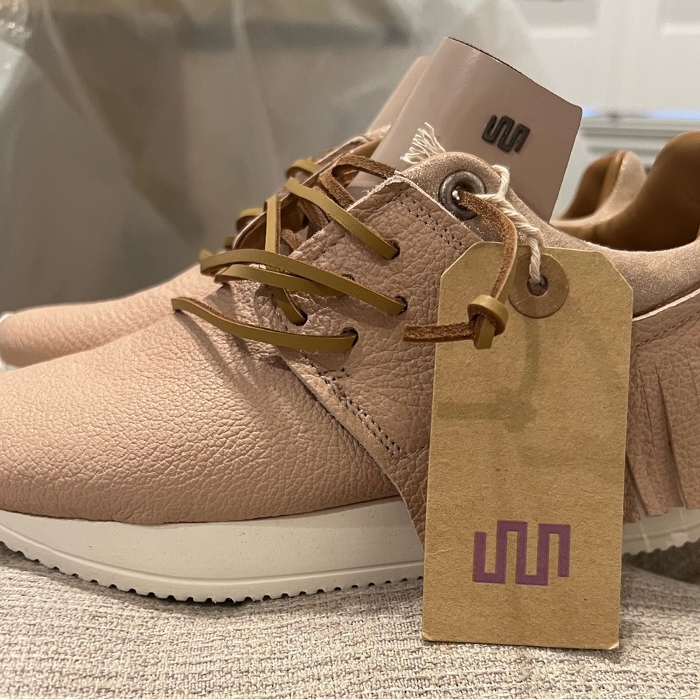 New Esseutesse Leather Fringe Sneaker - sand size US 6 EU 36